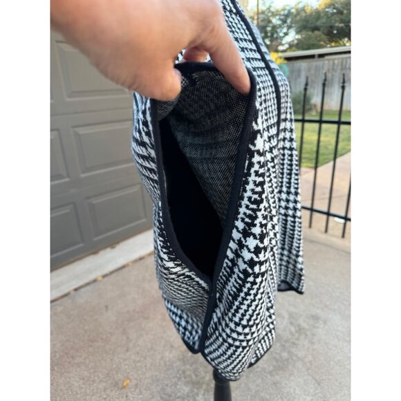 Jones New York Signature Houndstooth Black White Knit Poncho Zipper Closure S/M - Picture 10 of 10